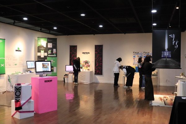 ▲본교 시각영상디자인과 2024 졸업전시회 ‘킥오프(KICK OFF)’가 열린 본교 제2창학캠퍼스 프라임관 청파갤러리 2관 전경이다.